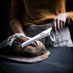 Kniver>GLOBAL Brødkniv G-9 22cm