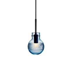 Taklamper|Lamper Fra Hadeland Glassverk>HADELAND GLASSVERK Krystallkule Taklampe Skjær Stålblå