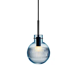 Taklamper|Lamper Fra Hadeland Glassverk>HADELAND GLASSVERK Krystallkule Taklampe Skjær Stålblå