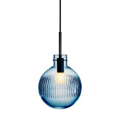 Taklamper|Lamper Fra Hadeland Glassverk>HADELAND GLASSVERK Krystallkule Taklampe Skjær Stålblå