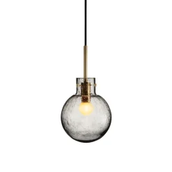 Taklamper|Lamper Fra Hadeland Glassverk>HADELAND GLASSVERK Krystallkule Taklampe Soda Røkgrå