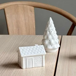 Lys>PORSGRUNDS PORSELÆNSFABRIK Jul På Tunet Smiu 7x5,3cm
