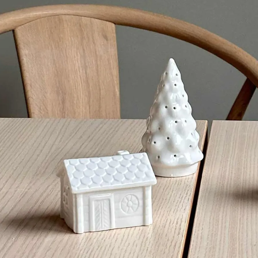 Lys>PORSGRUNDS PORSELÆNSFABRIK Jul På Tunet Smiu 7x5,3cm