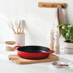 Støpejern>LE CREUSET Cerise Everyday Panne 28cm