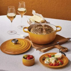 Støpejern>LE CREUSET Rund Støpejernsgryte 24cm/4,2L Nectar