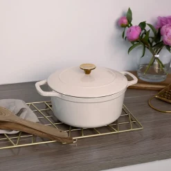 Støpejern>NOVA Dynamic Støpejernsgryte 4,3L 24cm Beige