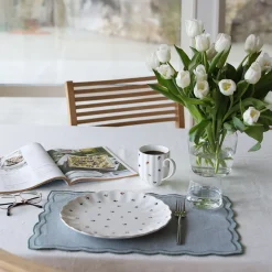 Tallerkener>NOVA Lilly Tallerken m/ Blomster og Gullkant 26cm Hvit